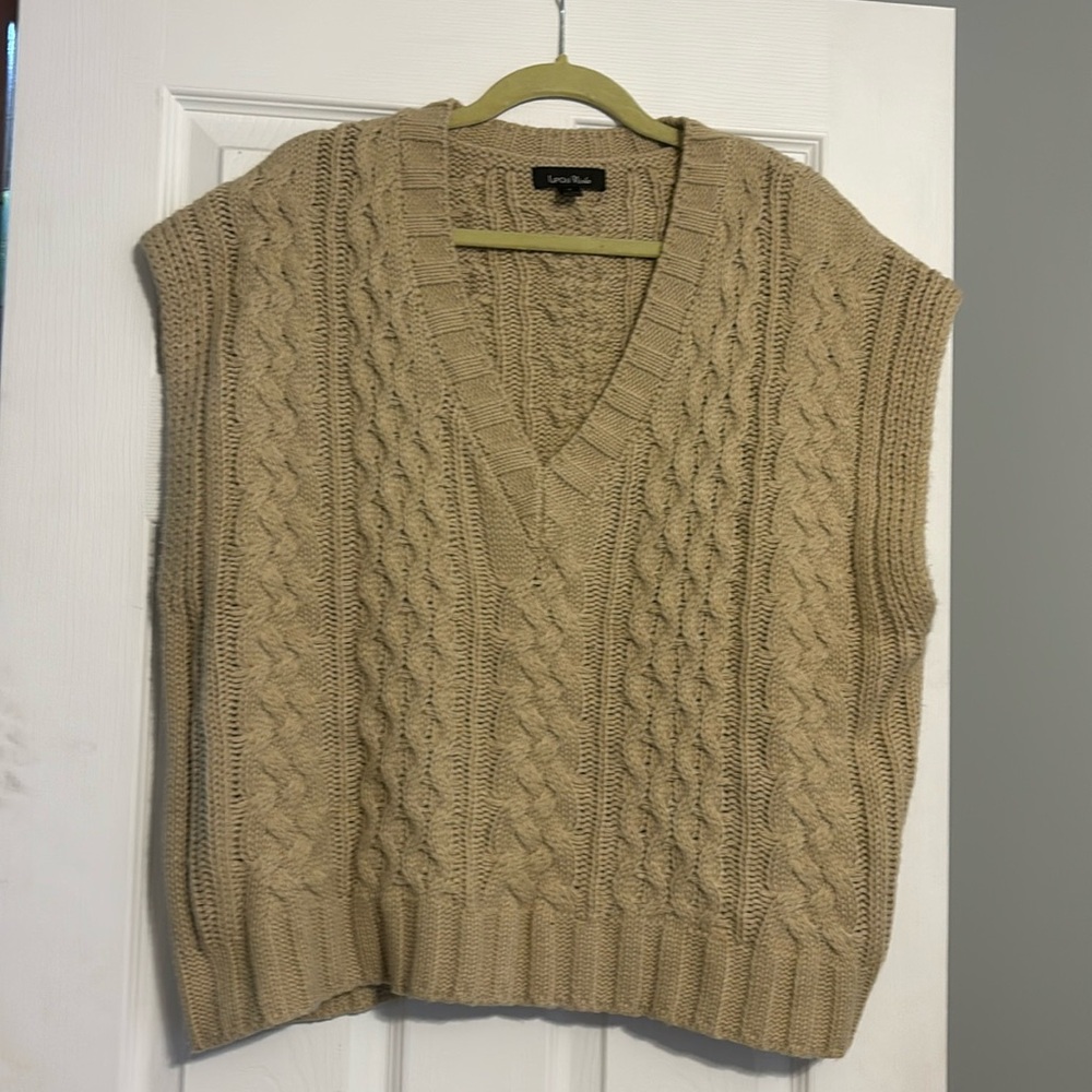 Cable knit sweater vest - oversized